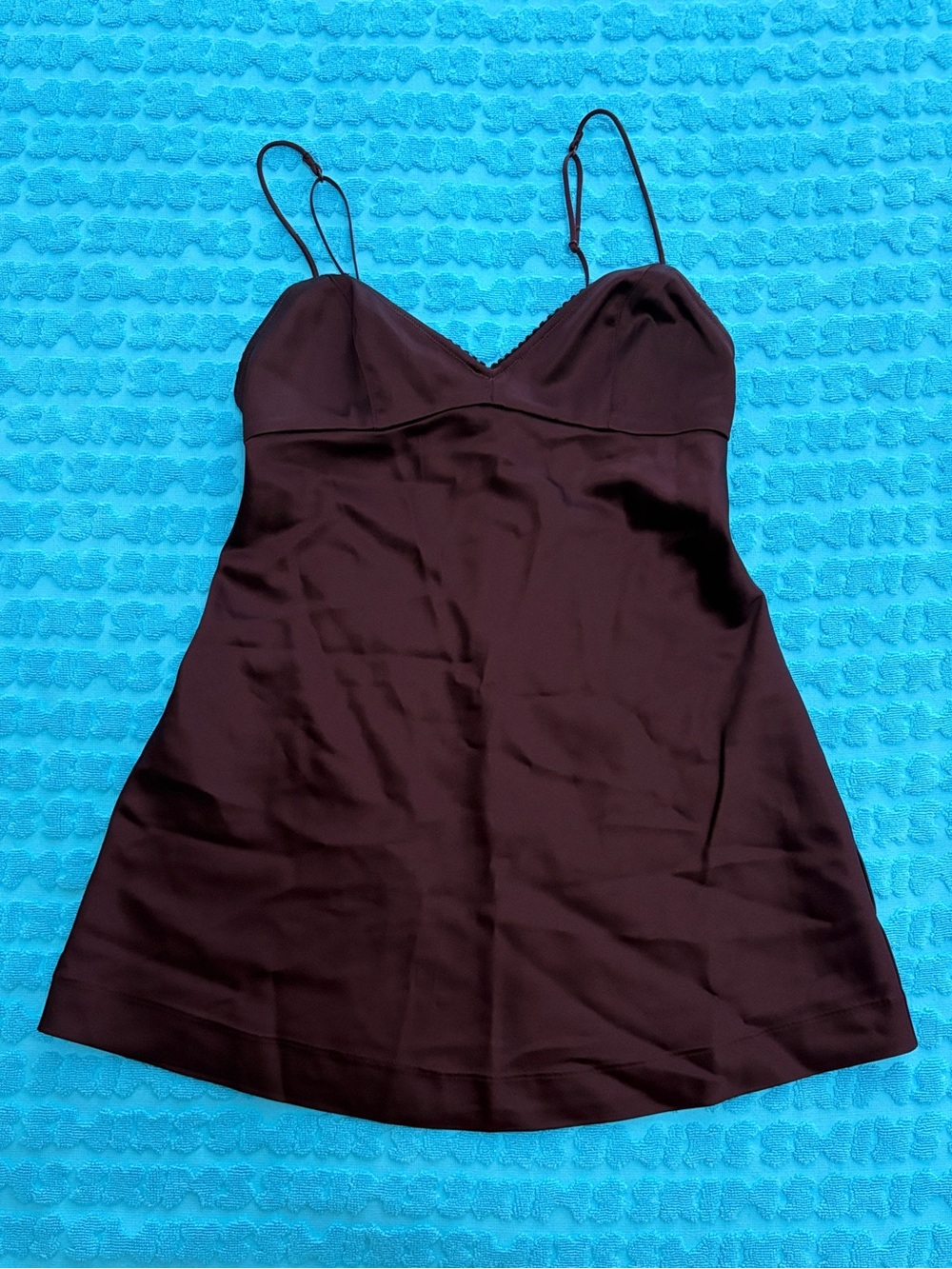 🍷 SKIMS Satin Mini Dress | Currant | XS | NWT 🍷 - Picture 4 of 7